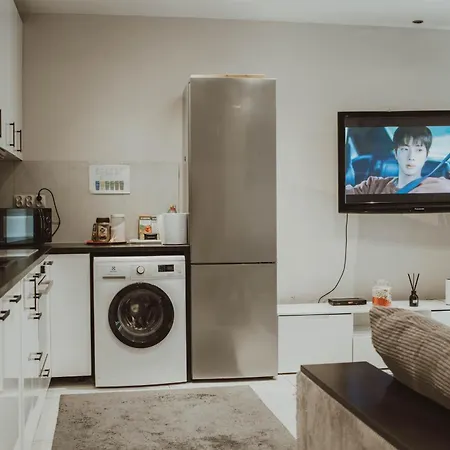 Apartamento Grand Comfort 3 Bedroom, 3 Bathroom, Ground Floor&fresh Air *