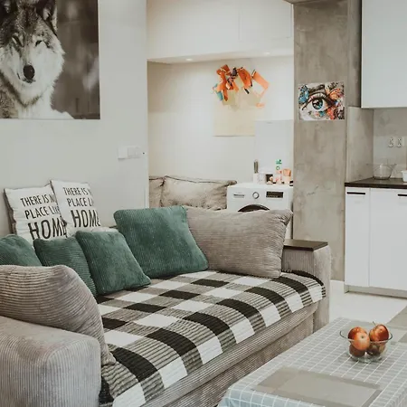 Grand Comfort 3 Bedroom, 3 Bathroom, Ground Floor&fresh Air דירה *