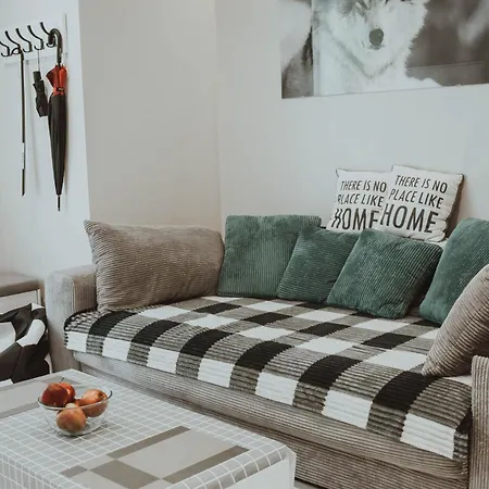 Grand Comfort 3 Bedroom, 3 Bathroom, Ground Floor&fresh Air קרקוב