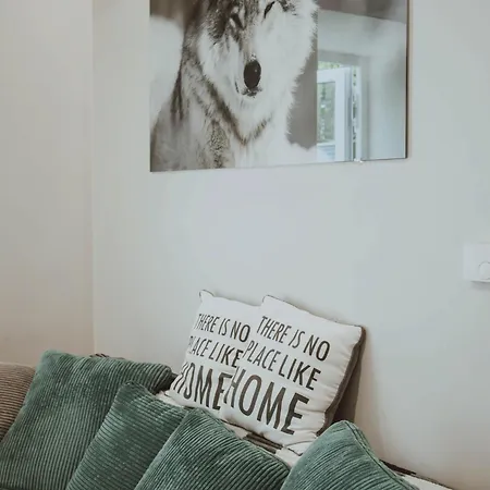 Grand Comfort 3 Bedroom, 3 Bathroom, Ground Floor&fresh Air דירה *