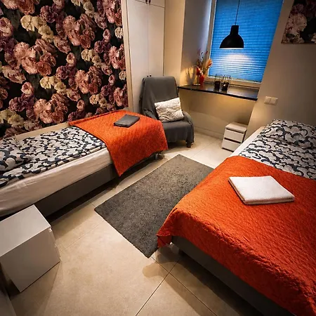 Grand Comfort 3 Bedroom, 3 Bathroom, Ground Floor&fresh Air *