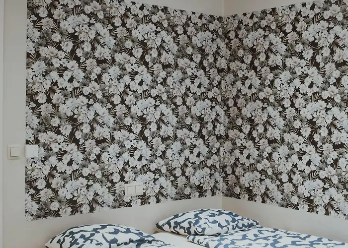 Grand Comfort 3 Bedroom, 3 Bathroom, Ground Floor&fresh Air