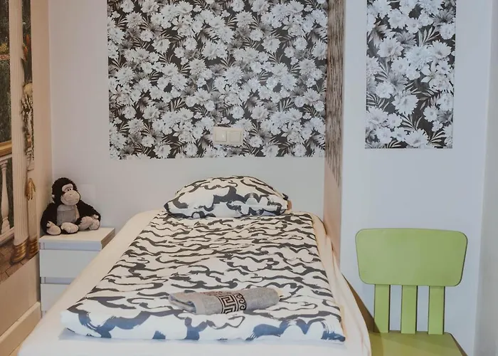 Grand Comfort 3 Bedroom, 3 Bathroom, Ground Floor&fresh Air Kraków