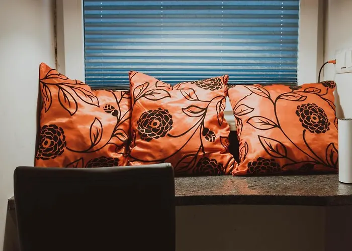 Lejlighed Grand Comfort 3 Bedroom, 3 Bathroom, Ground Floor&fresh Air Kraków