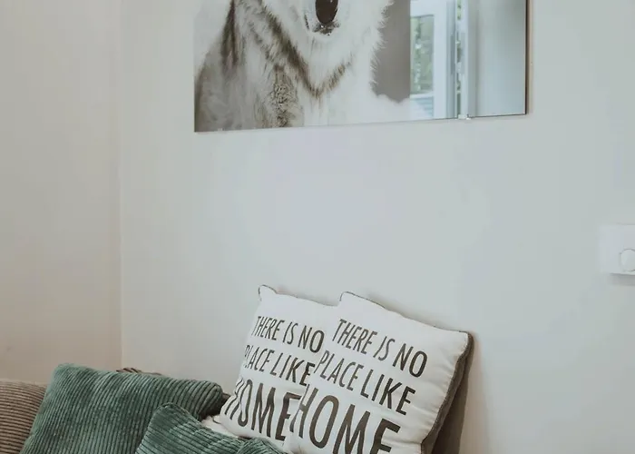 Grand Comfort 3 Bedroom, 3 Bathroom, Ground Floor&fresh Air Lejlighed *