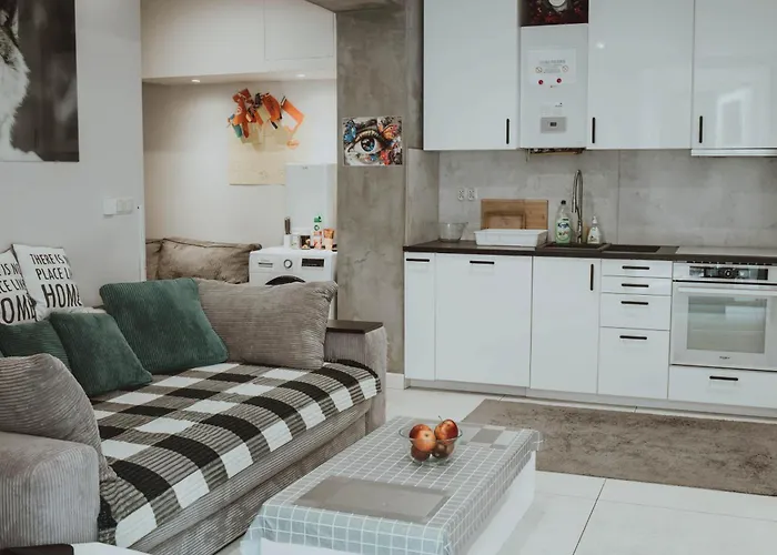 Grand Comfort 3 Bedroom, 3 Bathroom, Ground Floor&fresh Air * Kraków