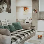 Grand Comfort 3 Bedroom, 3 Bathroom, Ground Floor&fresh Air アパート *
